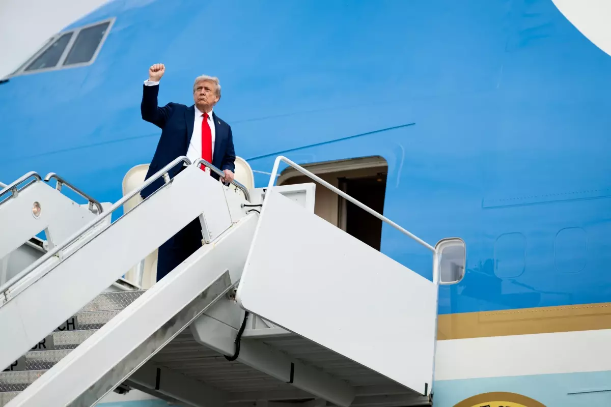 Trump Davos'ta Dünya Ekonomik Forumu'na Katıldı