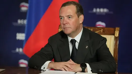 Medvedev: Trump’ın Grönland Hedefi Tarihi Bir Miras Olmak İstiyor