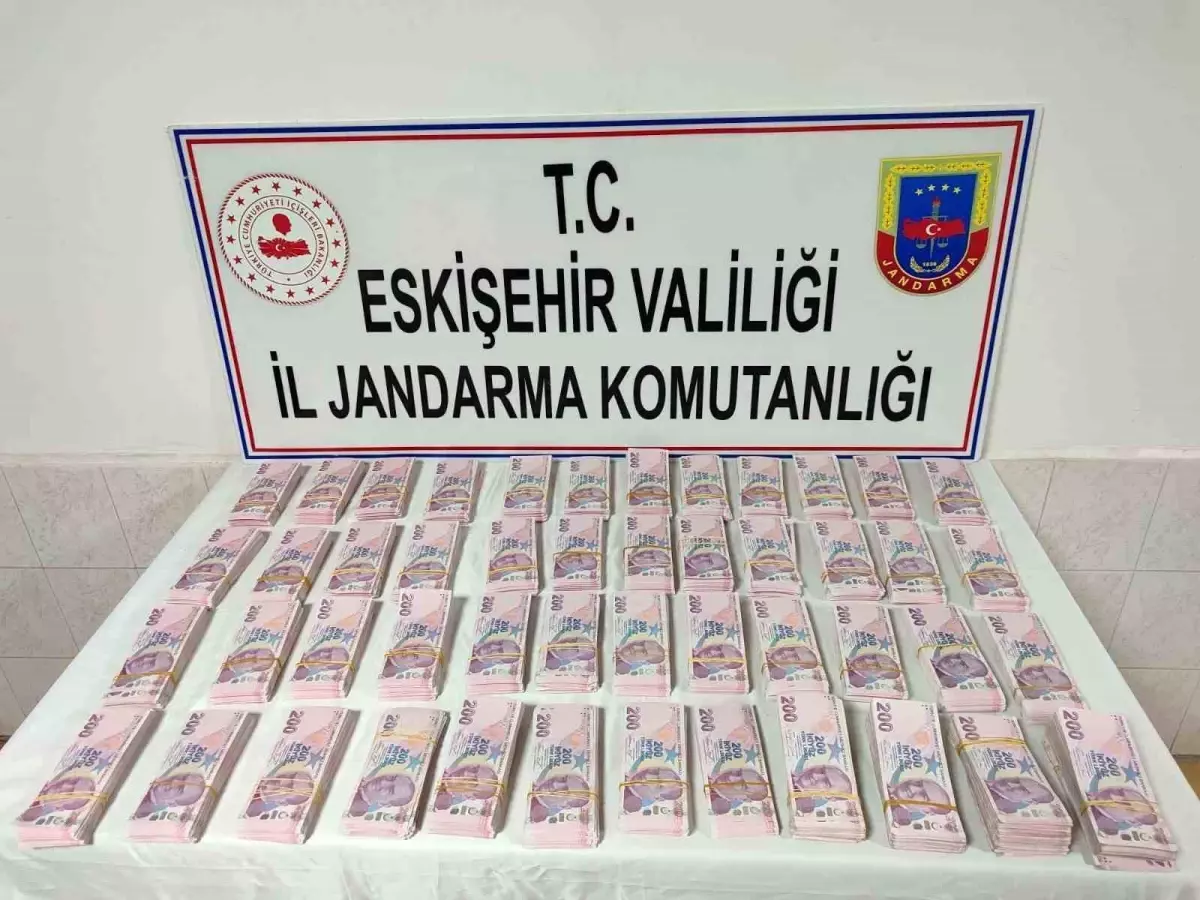 Eskişehir'de Sahte Para Kullanımıyla Büyükbaş Hayvan Dolandırıcılığı Şok Yaratıyor