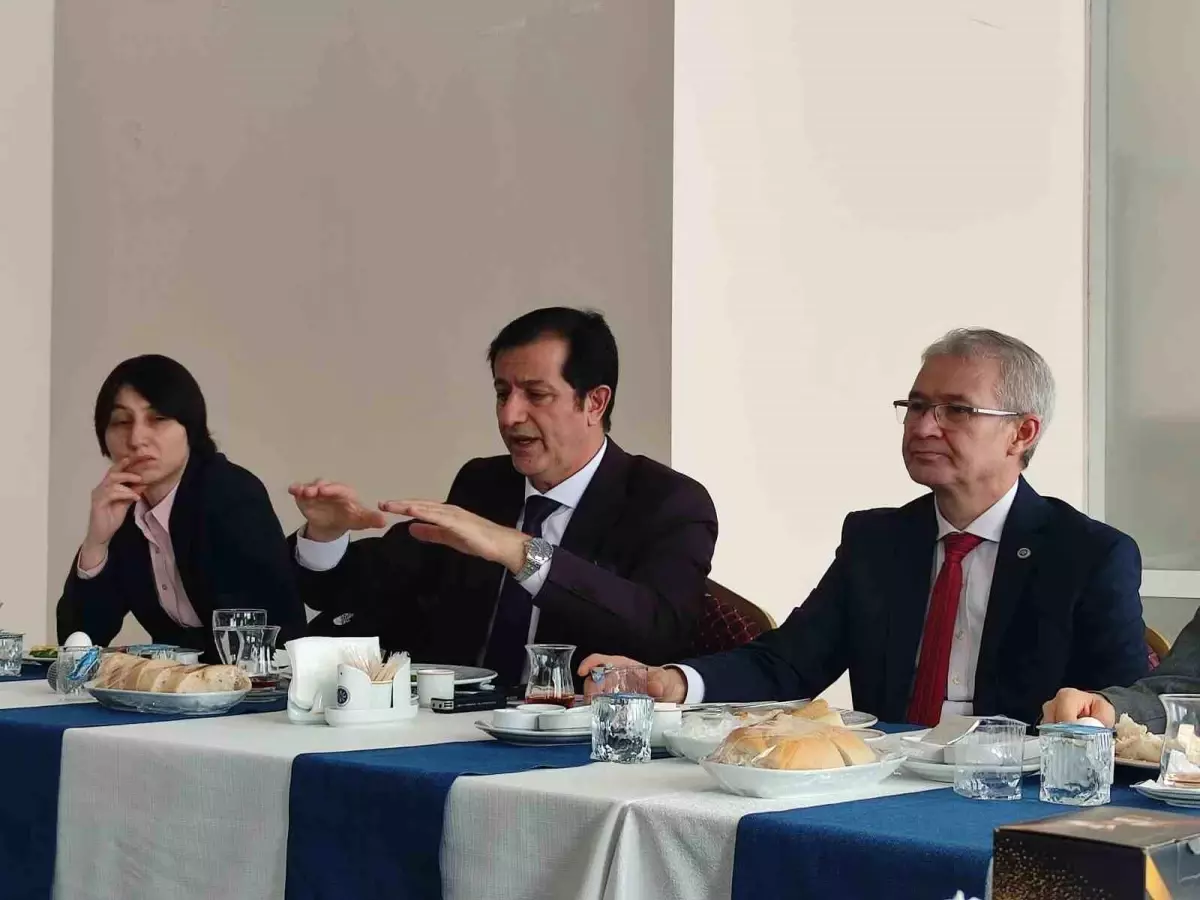 Ardahan Üniversitesi'nde Hayvan Hastanesi Projesi Başladı: Bölge Hayvancılığının Yeni Merkezi Olacak