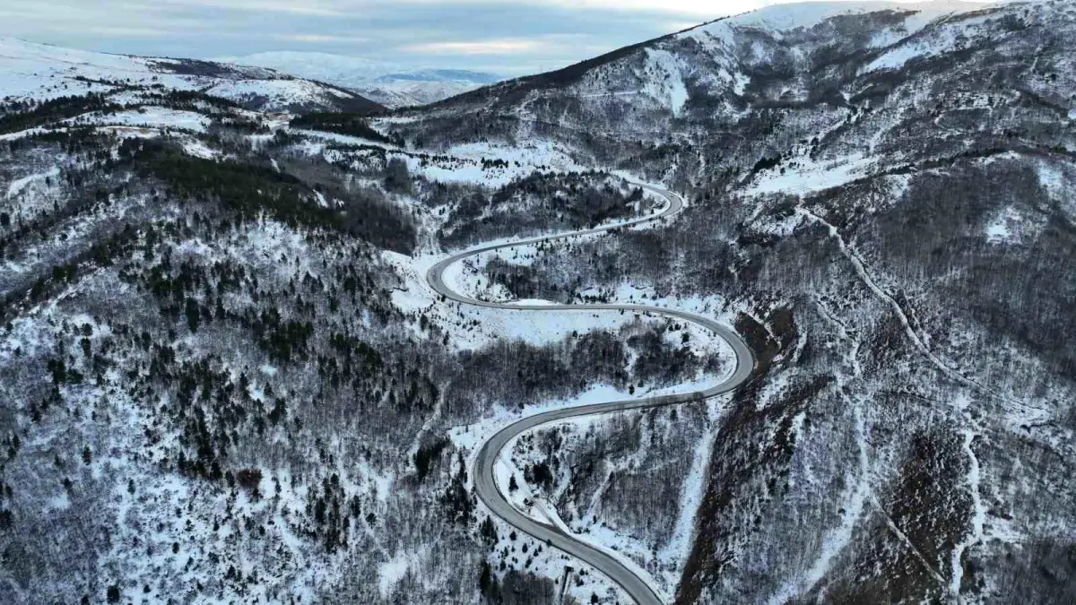 Sivas’ta Geminbeli Tüneli 13 Yıldır Tamamlanamıyor: Sürücüler Sabırsız
