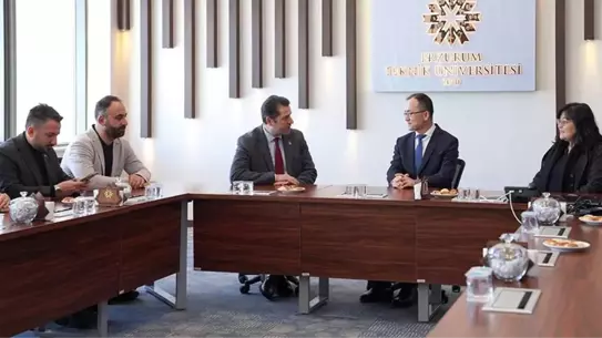 Çin Büyükelçisi Jiang Xuebin, ETÜ Kampüsünde İş Birliği Görüşmeleri Yaptı