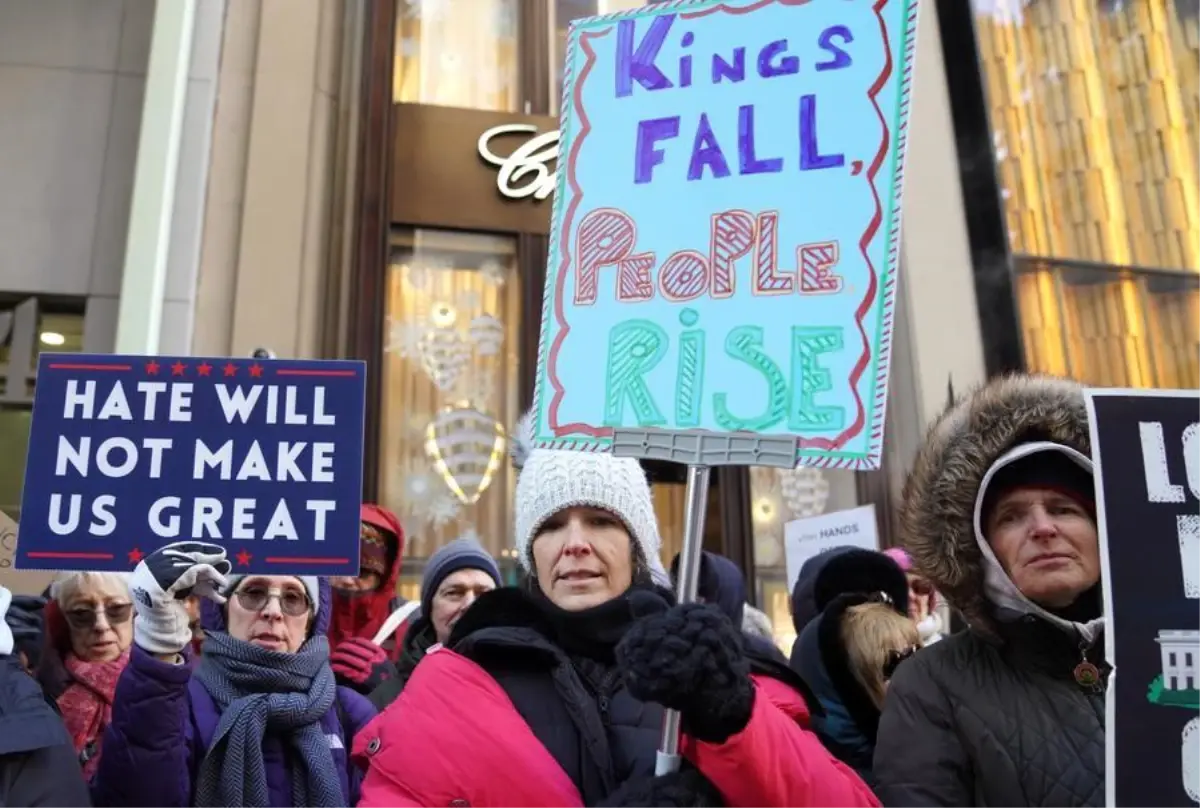 New York'ta Trump’a Karşı Büyük Gösteri: Barış ve Demokrasi Talepleri