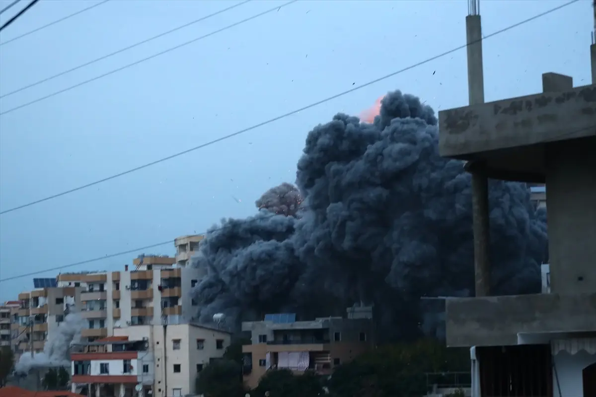 İsrail'in Lübnan'a Yönelik Hava Operasyonu: Ateşkes Şartları İhlal Edildi