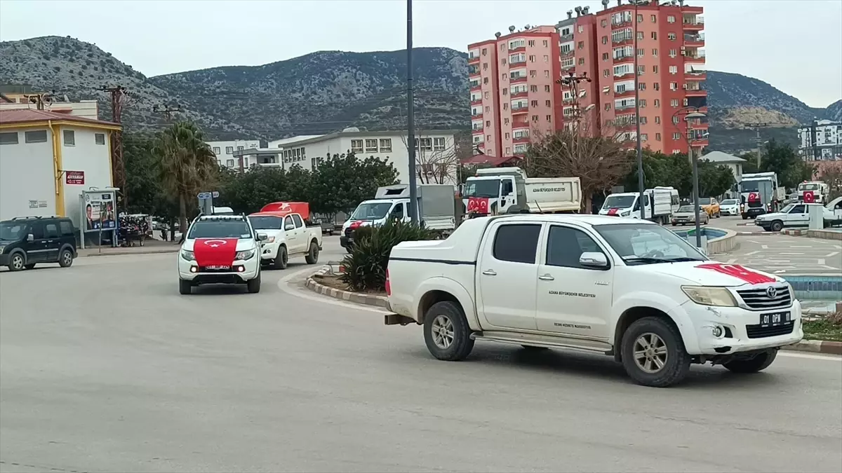 Kozan’da YPG Saldırısına Karşı Oluşturulan Konvoy Geniş Katılım Gördü
