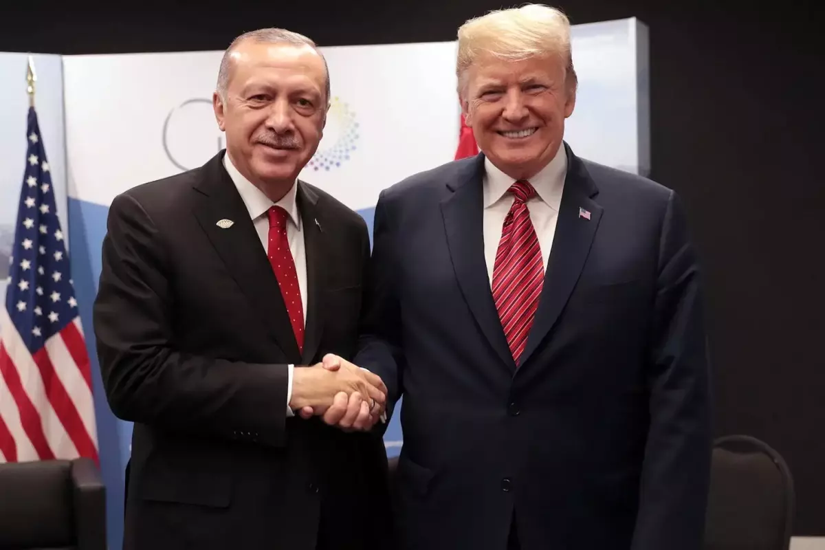 Erdoğan, Trump'la Telefon Görüşmesinde Suriye ve DEAŞ Mücadelesi Konularını Ele Aldı