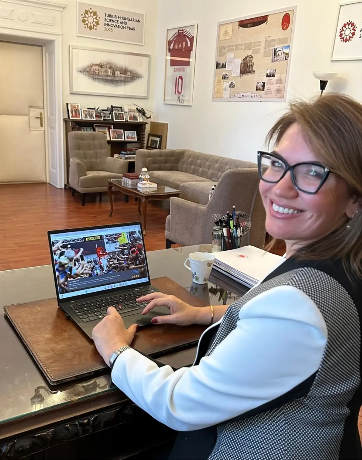 Büyükelçi Ekşioğlu, 'Yılın Kareleri' Oylamasında Gazze Açlık Sorununu Vurguladı