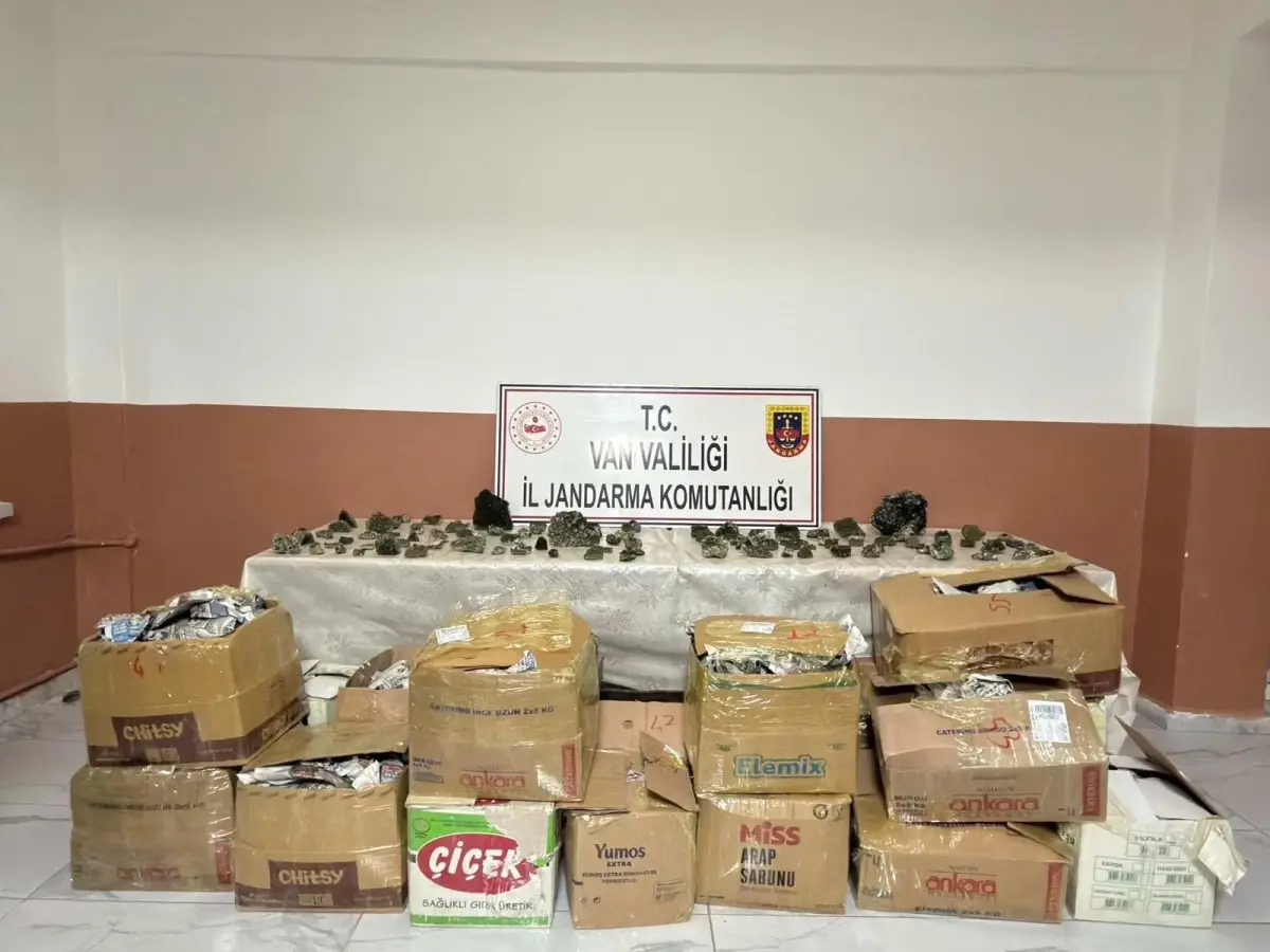 Van’da 3,3 Milyon TL Değerinde Kaçak Eşya ve Kuvars Taşı Ele Geçirildi