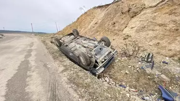 Bozüyük'te Yolculuk Sarsıldı: Devrilen Araçta 2 Yaralı