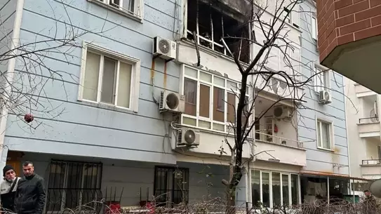 Patlamadan çıkan alevler