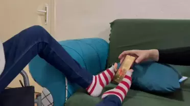 Kader Sevimli: Ellerini Kullanamasa da Hayata Ayaklarıyla Meydan Okuyor