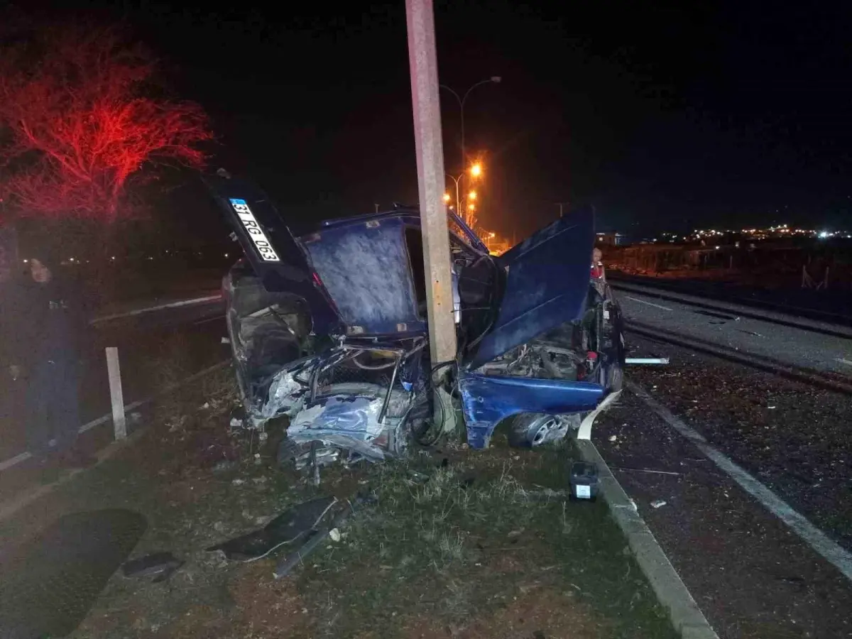 Hatay Reyhanlı’da Tofaş Araç İkiye Ayrıldı: 1 Ölü, 2 Yaralı