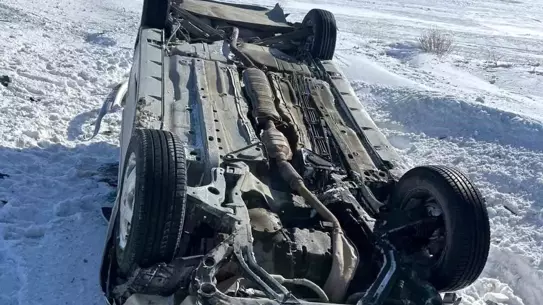 Sivas'ta Kontrolden Çıkan Araç Takla Attı, 4 Kişi Yaralandı