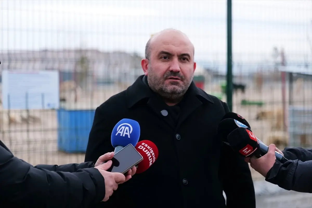 AK Parti'li Milletvekili Gürhan Albayrak'tan Eskişehir Köpek Barınağındaki Sorunlara Dikkat Çekti