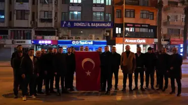 Anahtar Parti, Denizli'de Dev Türk Bayrağıyla Desteğini Gösterdi
