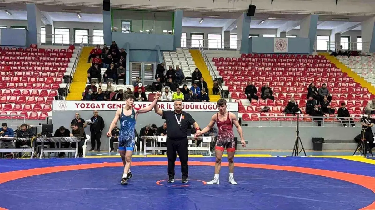 Kayseri Güreş Takımı Yozgat Müsabakasında Altın ve Bronzlarla Geri Döndü