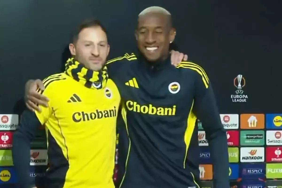 Tedesco ve Talisca’nın Basın Toplantısındaki Eğlenceli Anları