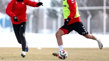 Sivasspor antrenman sahasında