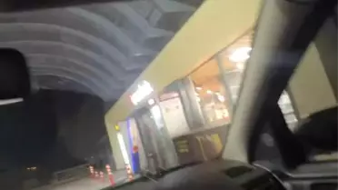 Ezine'de Sosyal Medyada Polise Hakaret Eden Şahıs Gözaltına Alındı