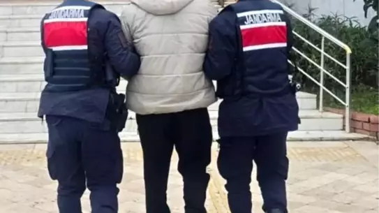 Jandarma ekipleri S.K.'yı tutuklarken