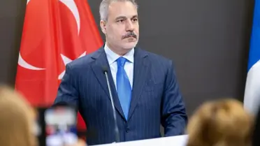 Davos'ta Hakan Fidan'dan Barış Kurulu Açıklaması: Çözüm İçin Birçok Adım Gerekli