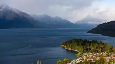 Yeni Zelanda’da Şiddetli Toprak Kayması 2 Can Aldı, Kurtarma Çalışmaları Sürüyor