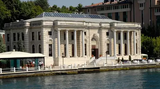 Kabataş Erkek Lisesi'nde Feriye Sarayları Kullanım İhtilafı Derinleşiyor