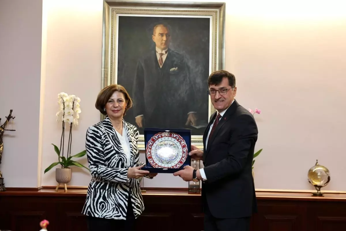 Kütahya ve Eskişehir Belediyeleri Arasında Ortak Projeler ve Tecrübe Paylaşımı Güçleniyor