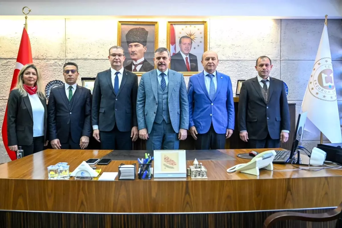 TSKGV Erzurum Temsilcisi Valiyi Ofisinde Savunma Projelerini Anlattı