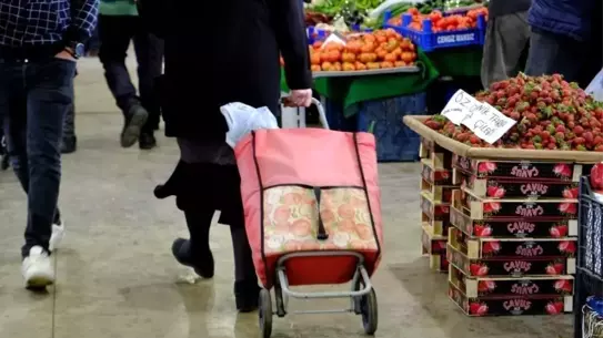 Ocak 2026'da Tüketici Güveni Yükseldi: Endeks 83,7'ye Çıktı