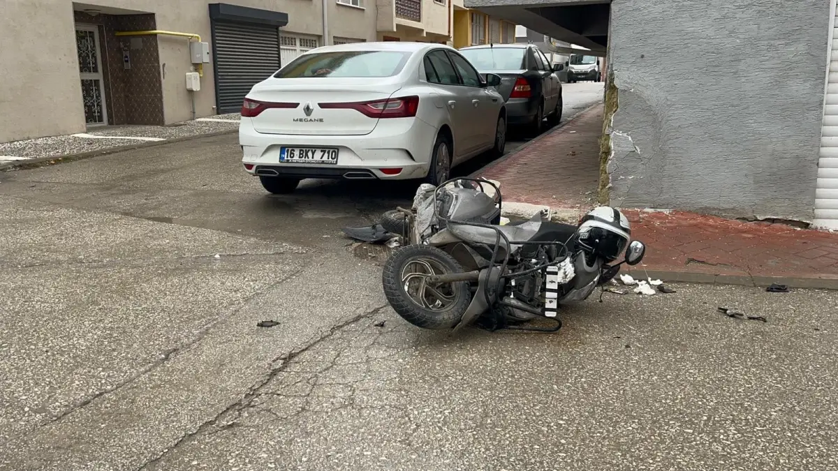 Eskişehir'de Motosiklet Kazası: Sürücü K.H. Hayati Tehlike Altında