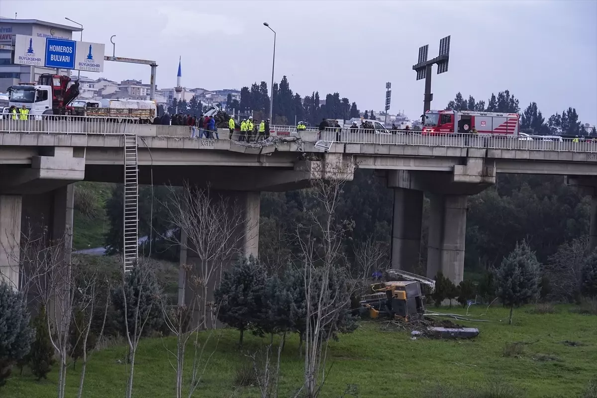 İzmir Buca viyadük kazası