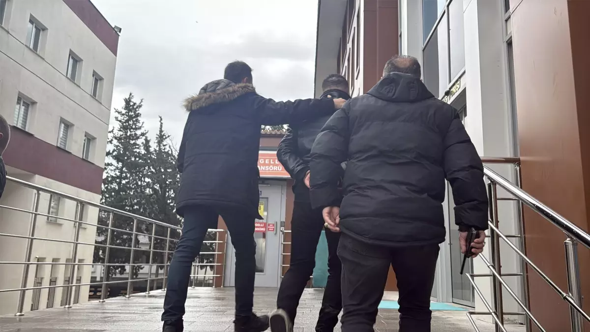 Şarkıcı Güllü'nün Ölümü: Kızı ve Eski Sevgilisi Gözaltında