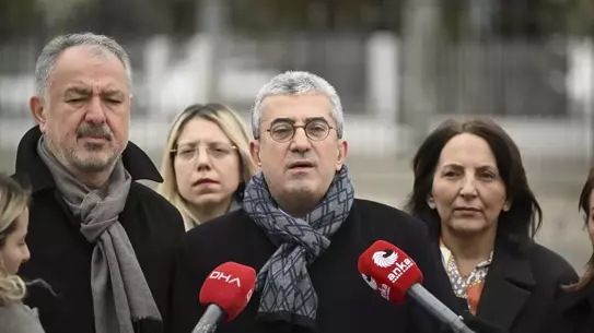 CHP, Vakıflar Kanunu’nu Anayasa Mahkemesi’ne Taşıdı: İptal Talebi Gündemde