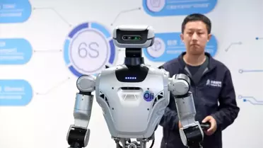 Çin, 2026‑2030 Döneminde Yükselen Sektörlere Stratejik Yatırımlarını Hızlandırıyor