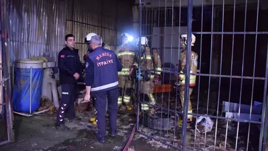 Turgutlu’da Marangoz Atölyesinde Çıkan Yangın Kontrol Altına Alındı