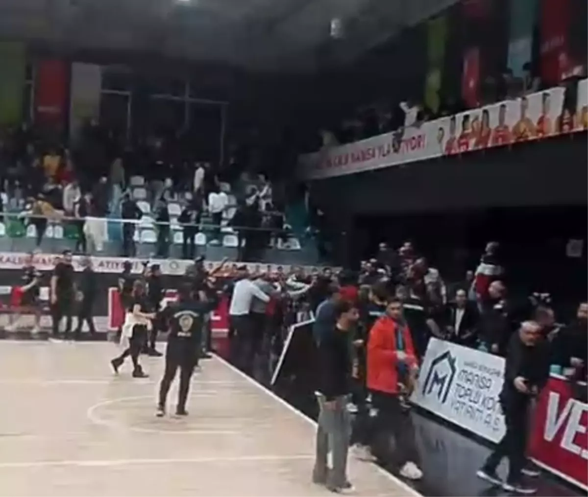 Karşıyaka'dan Manisa Maçının Sonrası Sert Açıklama ve Soruşturma Talebi