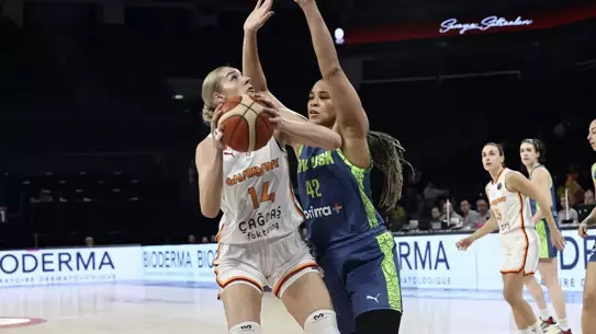 Galatasaray Çağdaş Faktoring, ZVVZ USK Praha'ya Karşı 71-64 Yenildi