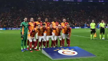 Galatasaray formasıyla sahada mücadele