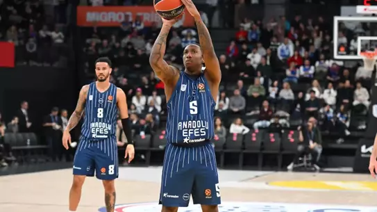 Anadolu Efes, EuroLeague’de Olympiakos’a Karşı 68-74 Yenildi