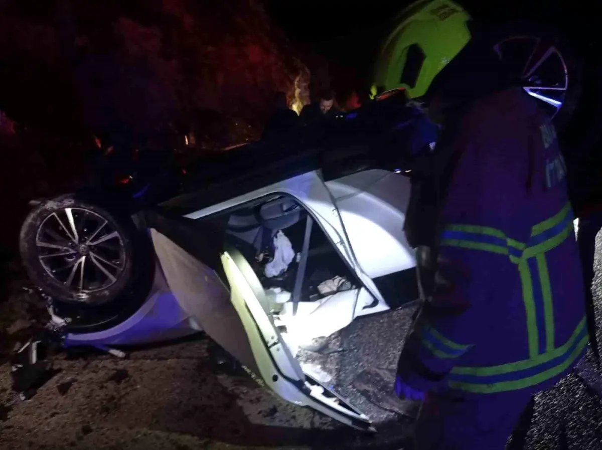 Balıkesir Havran’da Hendeğe Yuvarlanan Otomobil 2 Yaralıya Neden Oldu