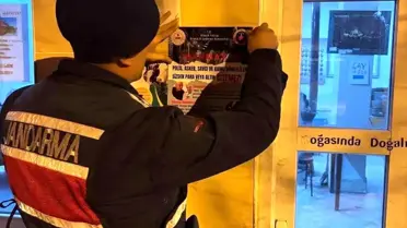 Seminerde sunum yapan jandarma memuru