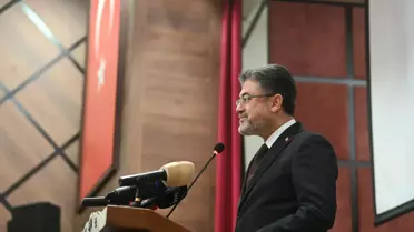 Bakan Yumaklı açıklama yapıyor