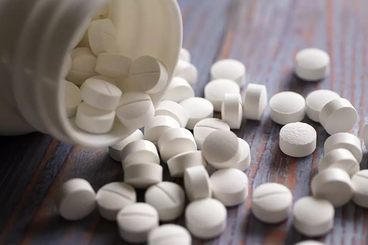 İngiltere'de Aspirin Krizi: İhracat Yasağı ve Hastaların Zor Durumu