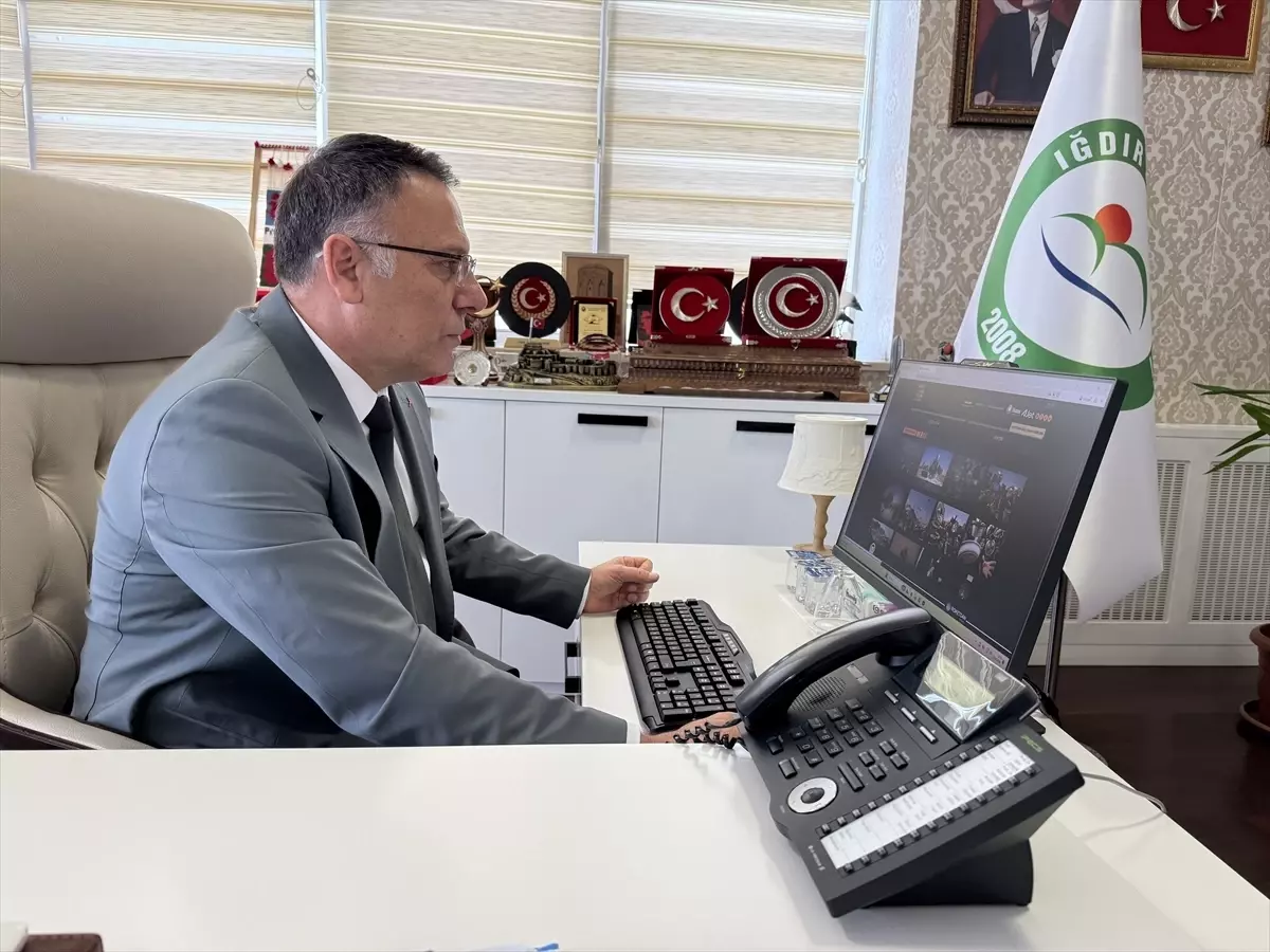 Prof. Dr. Ekrem Gürel yarışma katılımı