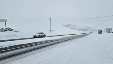 Ağrı ve Kars’ı Felç Eden Yoğun Kar ve Tipi Fırtınası
