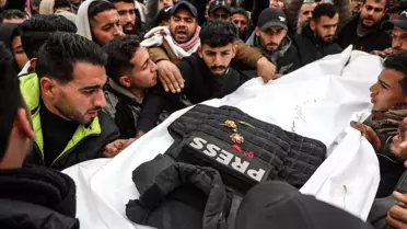 Gazze'de İsrail Hava Saldırısı: 11 Kayıp, 3 Gazeteci Şehit