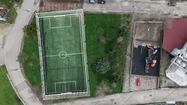 Kandıra Belediyesi’nden 3 Yeni Araç ve 5 Halı Saha Projesi