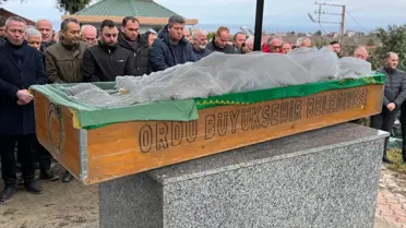 Mina Aydın’ın Cenazesi Duygusal Anlarla Veda Edildi