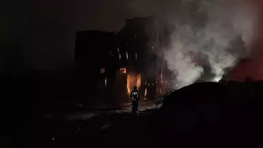 Gebze'de Atık Plastik Deposu Yangını Kontrol Altına Alındı